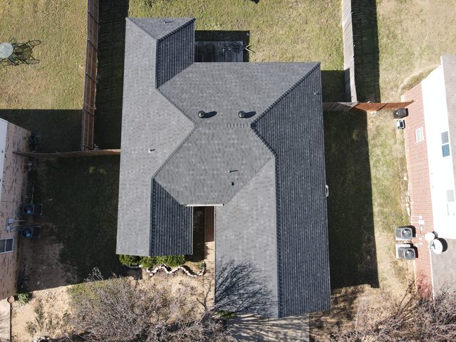 Crowley, TX — Composition Atlas Pinnacle Charcoal HP H&R
